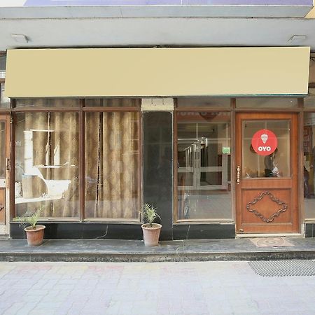 Hotel O Queensland Amritsar Esterno foto