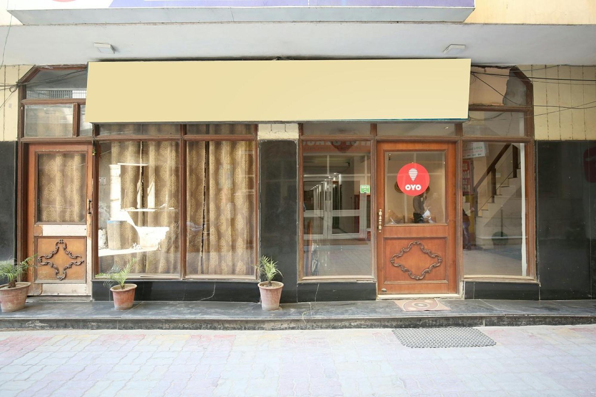 Hotel O Queensland Amritsar Esterno foto