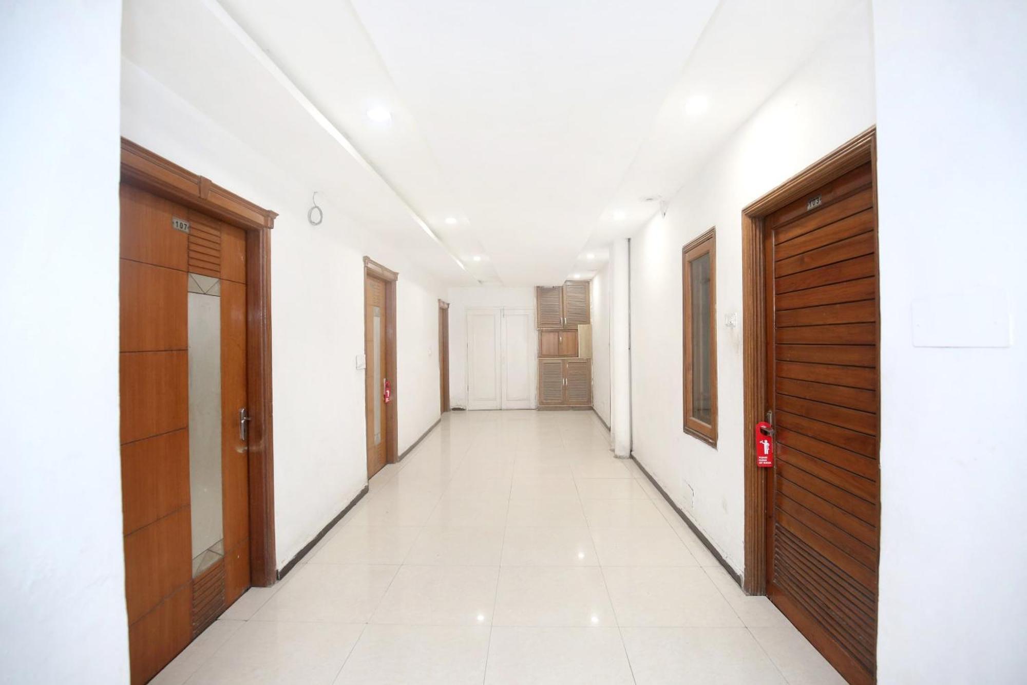 Hotel O Queensland Amritsar Esterno foto