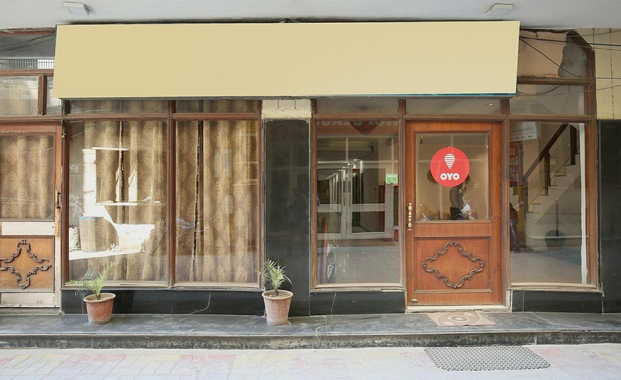 Hotel O Queensland Amritsar Esterno foto