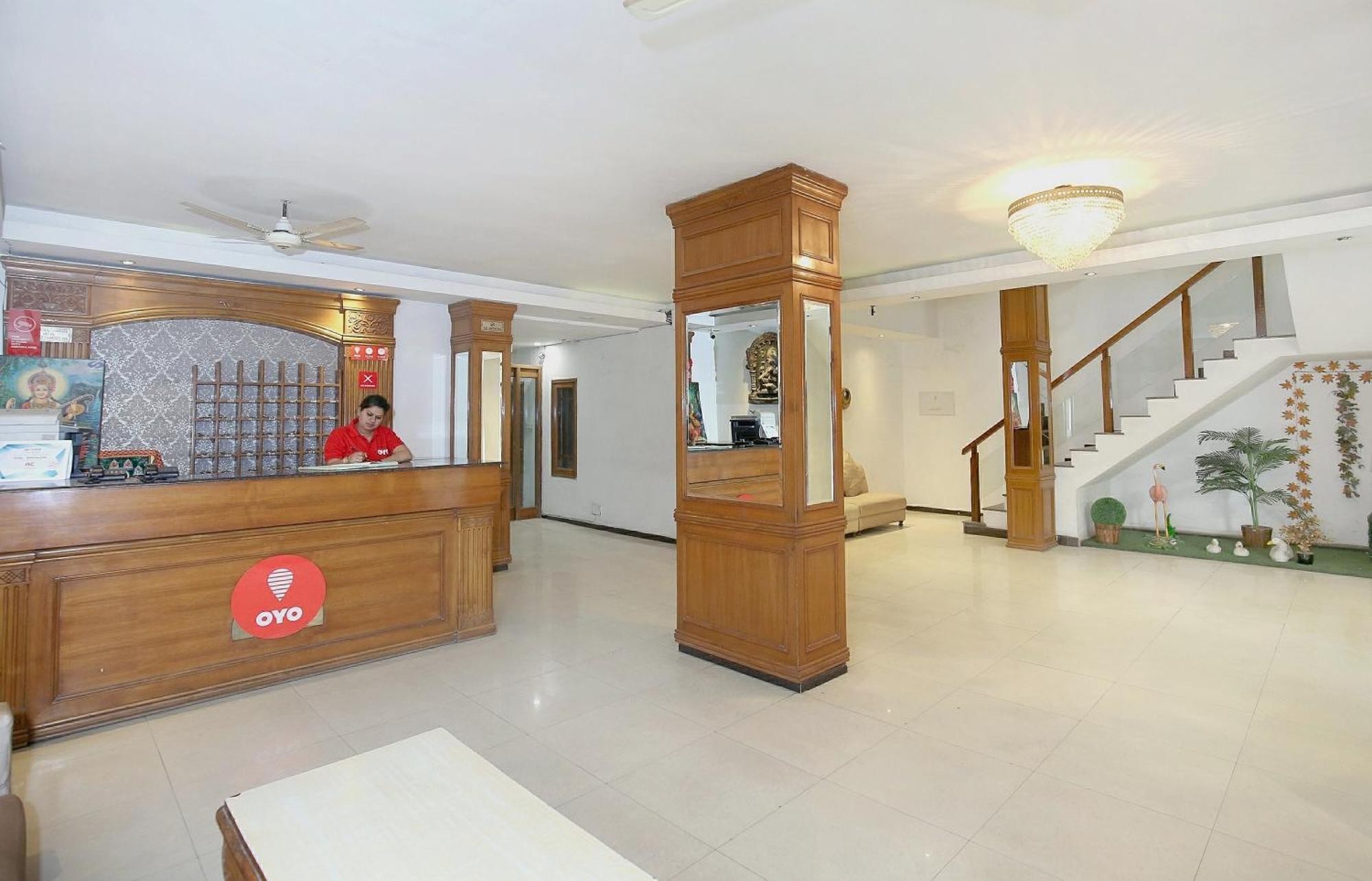 Hotel O Queensland Amritsar Esterno foto